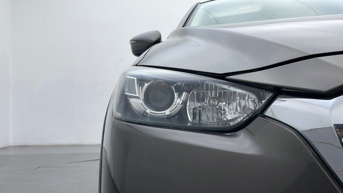 MAZDA CX 3-Head Light RHS Fading