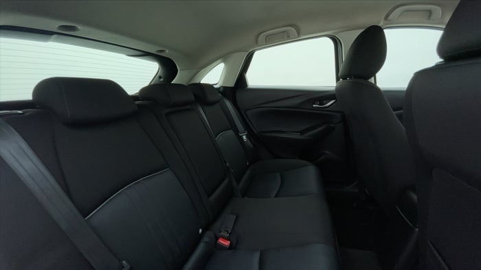 MAZDA CX 3-Right Side Door Cabin View