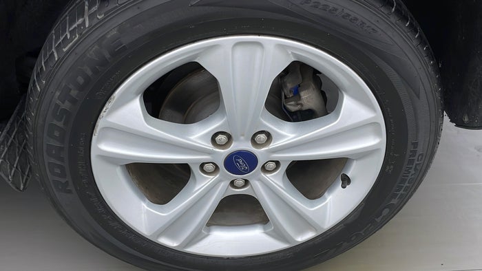 FORD ESCAPE-Alloy Wheel LHS Rear Scratch