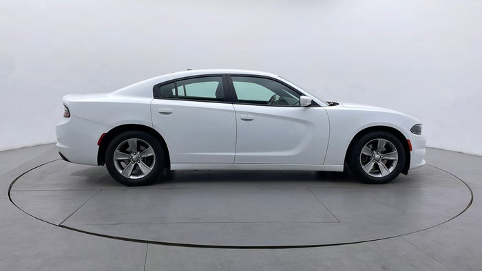 DODGE CHARGER-Right Side View