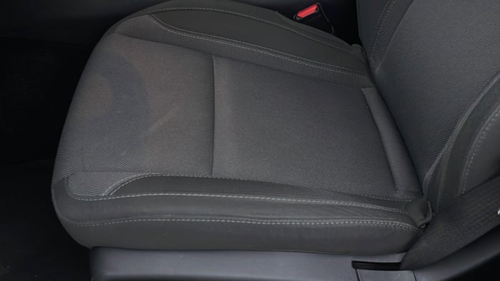 DODGE CHARGER-Seat LHS Front Stain