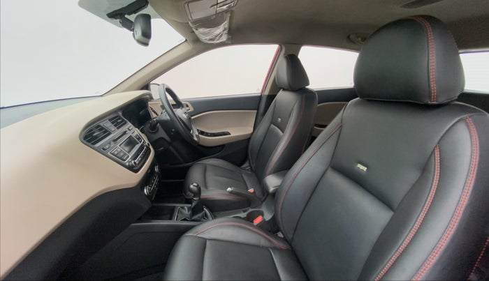 2015 Hyundai Elite i20 SPORTZ 1.2, Petrol, Manual, 64,869 km, Right Side Front Door Cabin