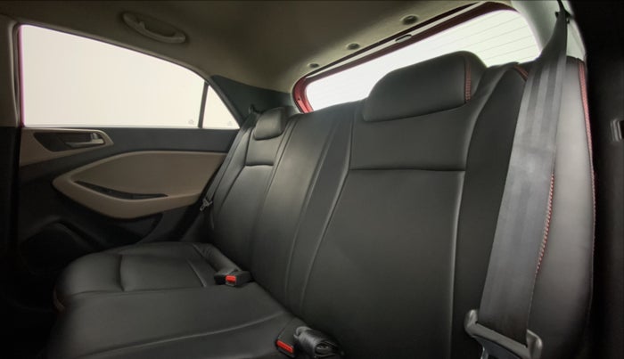 2015 Hyundai Elite i20 SPORTZ 1.2, Petrol, Manual, 64,869 km, Right Side Rear Door Cabin