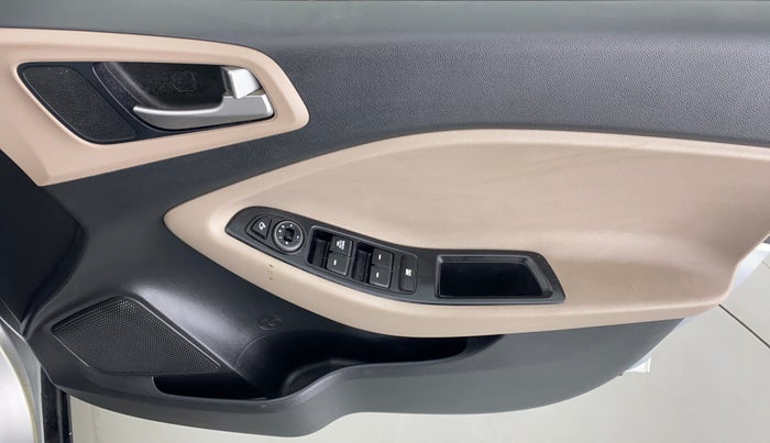 2019 Hyundai Elite i20 1.2 SPORTS PLUS VTVT, Petrol, Manual, 49,538 km, Driver Side Door Panels Control