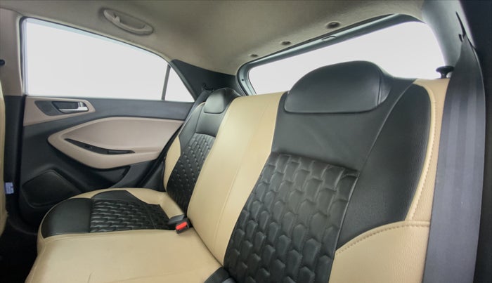 2019 Hyundai Elite i20 1.2 SPORTS PLUS VTVT, Petrol, Manual, 49,538 km, Right Side Rear Door Cabin
