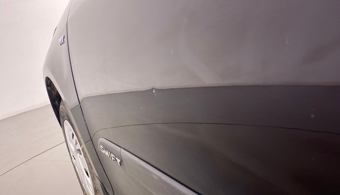 2017 Maruti Swift VXI OPT, Petrol, Manual, 33,705 km, Front passenger door - Slightly dented