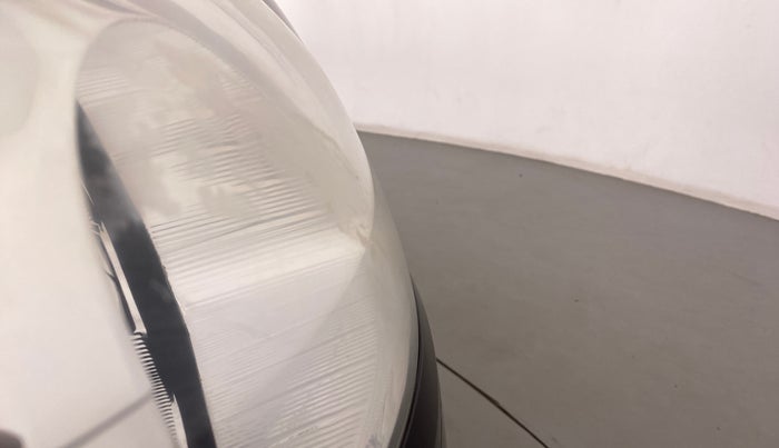 2017 Maruti Swift VXI OPT, Petrol, Manual, 33,705 km, Right headlight - Faded
