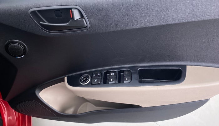 2017 Hyundai Grand i10 MAGNA 1.2 KAPPA VTVT, Petrol, Manual, 20,138 km, Driver Side Door Panels Control