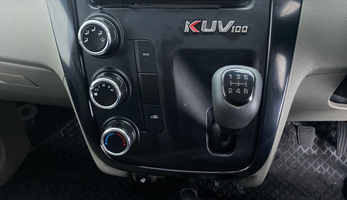2017 Mahindra Kuv100 K2 6 STR, Petrol, Manual, 55,670 km, Gear Lever