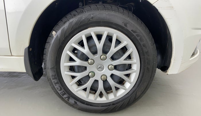 2018 Tata Tiago XZ 1.05 REVOTORQ, Diesel, Manual, 49,115 km, Right Front Wheel