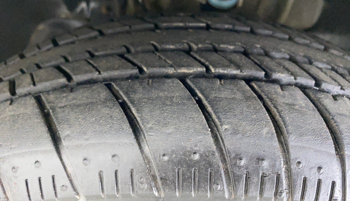 2018 Tata Tiago XZ 1.05 REVOTORQ, Diesel, Manual, 49,115 km, Left Front Tyre Tread
