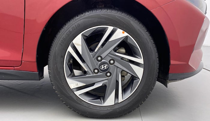 2021 Hyundai NEW I20 ASTA (O) 1.0 TURBO GDI DCT, Petrol, Automatic, 19,987 km, Right Front Wheel