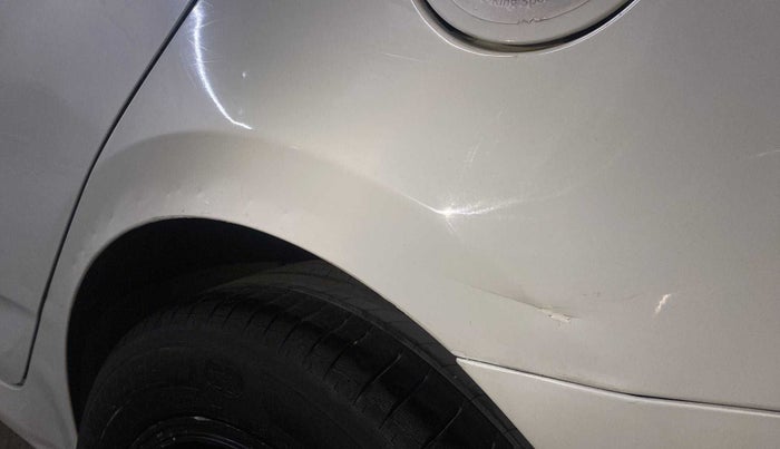 2011 Hyundai Verna FLUIDIC 1.6 CRDI SX OPT, Diesel, Manual, 91,958 km, Left quarter panel - Slightly dented