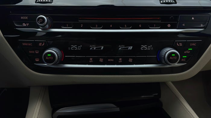 BMW 530I-Automatic Climate Control