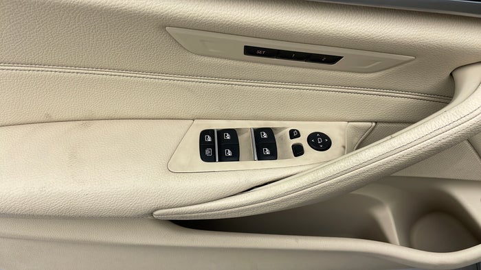BMW 530I-Door Interior LHS front Scratch