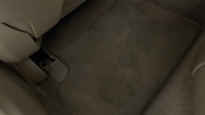 BMW 530I-Flooring 2nd Row LHS Stain