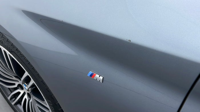 BMW 530I-Fender LHS Scratch