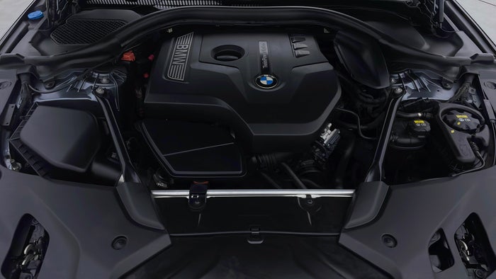 BMW 530I-Engine Bonet View