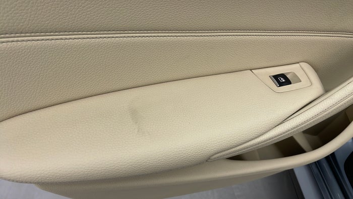 BMW 530I-Door Interior LHS rear Scratch