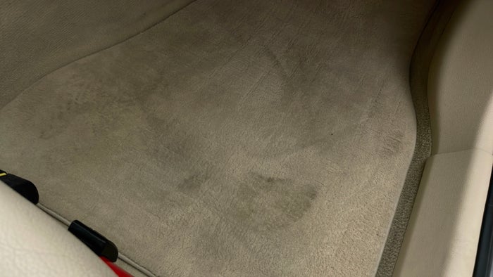 BMW 530I-Flooring Front RHS Stain