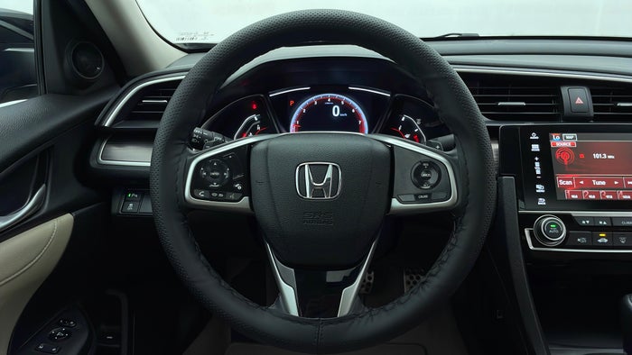 HONDA CIVIC-Steering Wheel Close-up