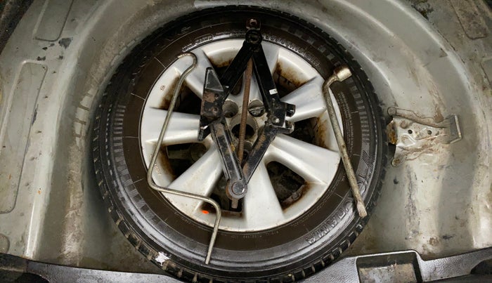 2011 Toyota Corolla Altis GL PETROL, Petrol, Manual, 94,719 km, Spare Tyre