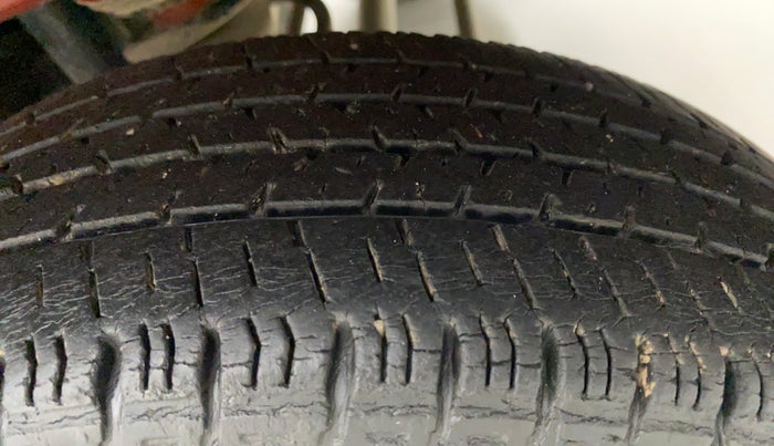 2014 Maruti Alto K10 VXI, Petrol, Manual, 46,041 km, Left Rear Tyre Tread