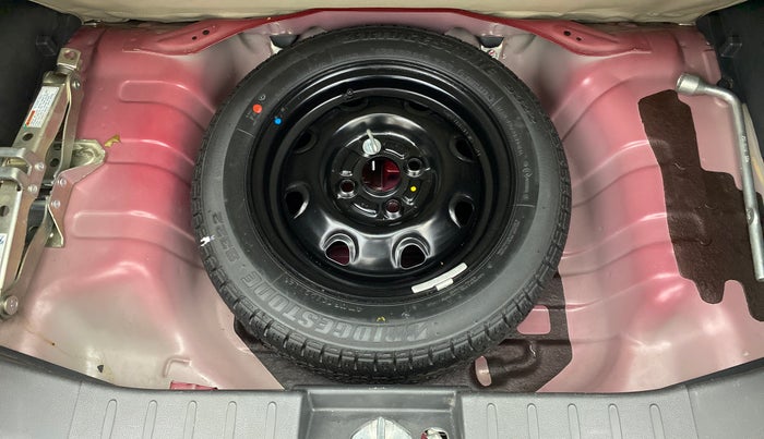 2017 Maruti Alto K10 VXI OPT, Petrol, Manual, 27,575 km, Spare Tyre