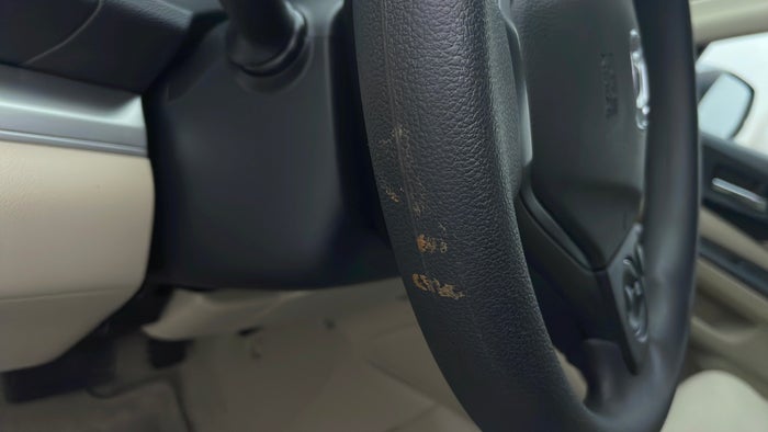 HONDA CR V-Steering Wheel Trim Faded