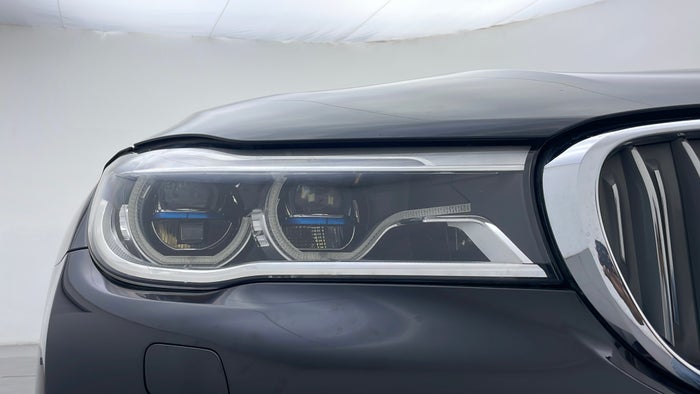 BMW 750LI-Head Light RHS Scratch