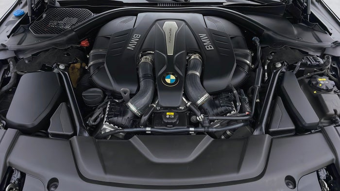 BMW 750LI-Engine Bonet View