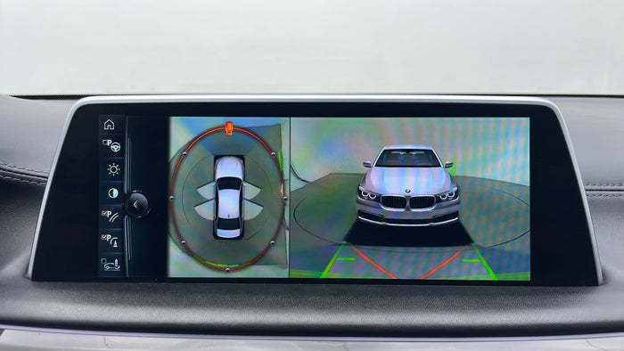 BMW 750LI-Parking Camera (Front View)