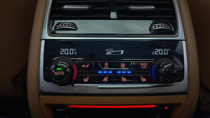 BMW 750LI-Rear AC Temperature Control