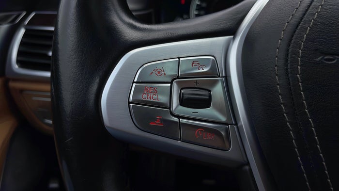 BMW 750LI-Cruise Control