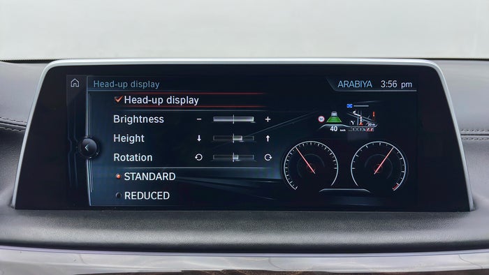 BMW 750LI-Heads Up Display