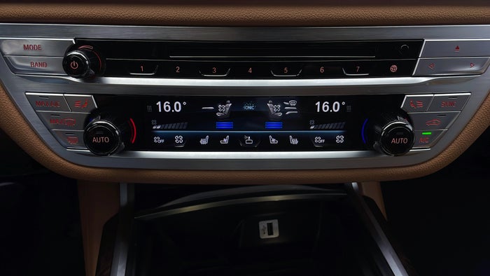 BMW 750LI-Ventilated Seats