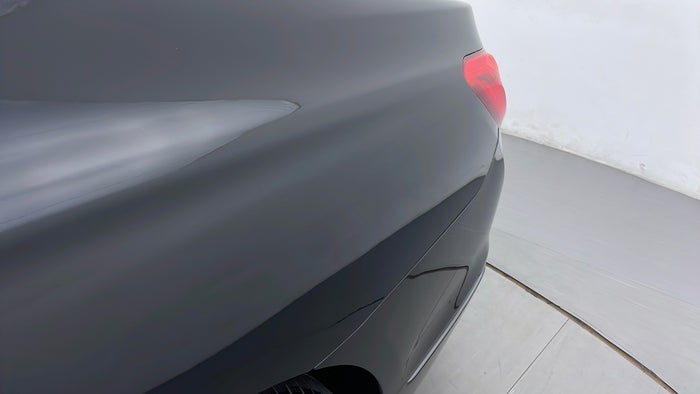 BMW 750LI-Quarter Panel LHS Dent