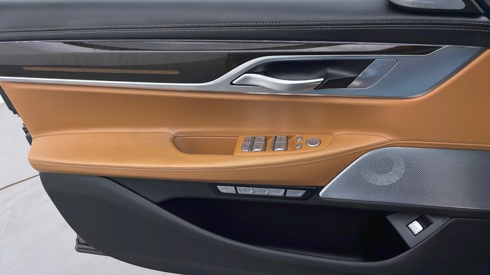 BMW 750LI-Driver Side Door Panels Controls