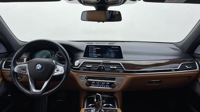 BMW 750LI-Dashboard View