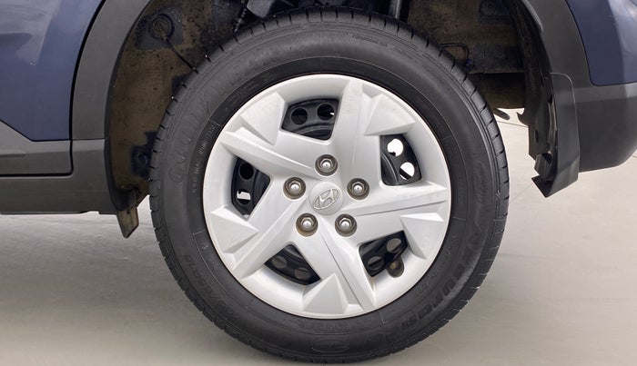 2020 Hyundai VENUE S MT 1.2 KAPPA, Petrol, Manual, 24,562 km, Left Rear Wheel