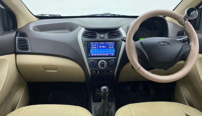 2015 Hyundai Eon ERA PLUS, Petrol, Manual, 17,431 km, Dashboard