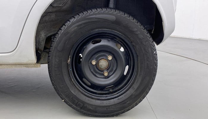 2016 Datsun Redi Go T (O), Petrol, Manual, 24,360 km, Left Rear Wheel
