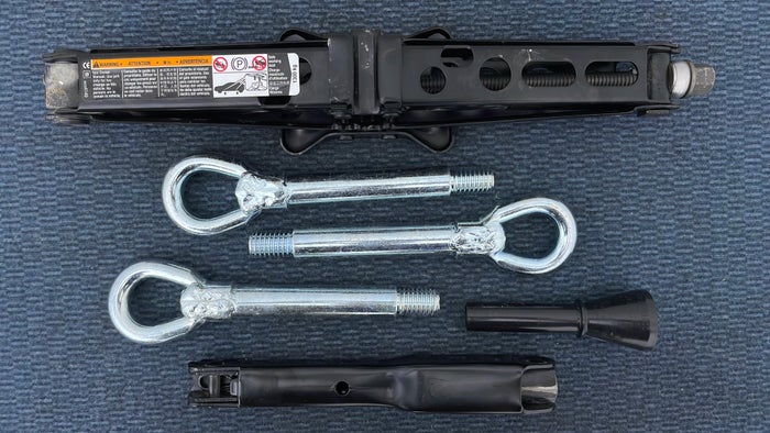 GMC TERRAIN-Tool Kit