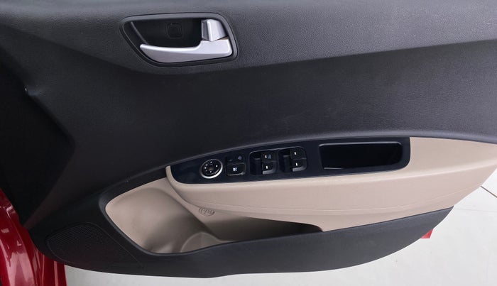 2017 Hyundai Grand i10 SPORTZ 1.2 KAPPA VTVT, Petrol, Manual, 73,586 km, Driver Side Door Panels Control