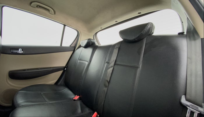 2013 Hyundai i20 SPORTZ 1.2 VTVT, Petrol, Manual, 63,421 km, Right Side Rear Door Cabin