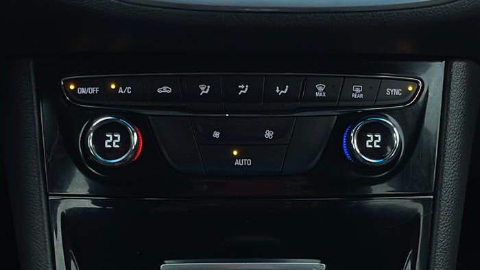 OPEL ASTRA-Automatic Climate Control