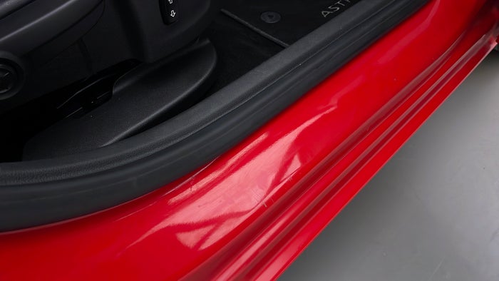 OPEL ASTRA-Running Board RHS Scratch