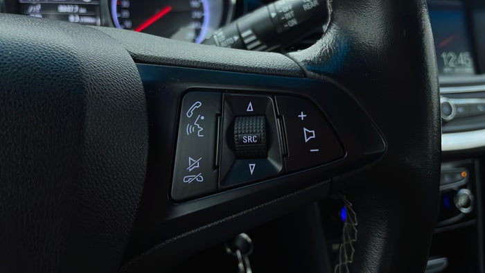 OPEL ASTRA-Drivers Control