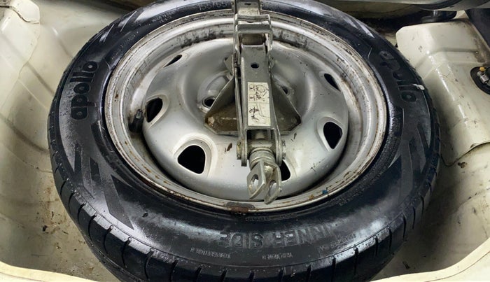 2015 Maruti Alto K10 LXI CNG, CNG, Manual, 80,208 km, Spare Tyre