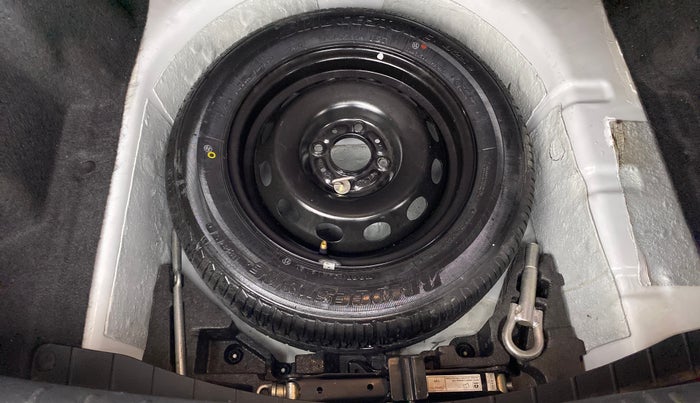 2018 Tata TIGOR Revotron XZA 1.2, Petrol, Automatic, 27,528 km, Spare Tyre